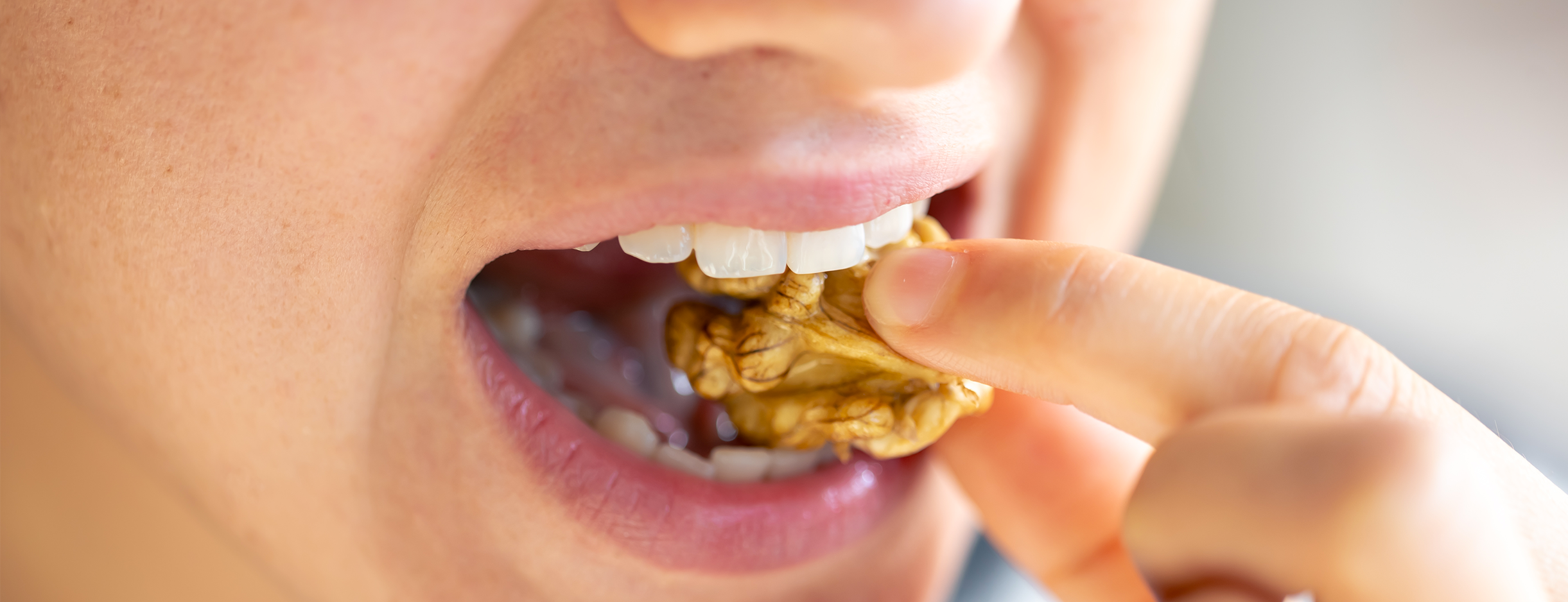 Dettaglio bocca per la corretta alimentazione naturale